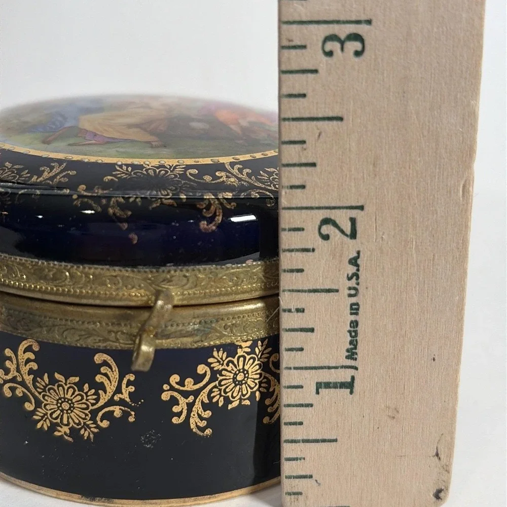 Baroque Round Trinket Powder Hand painted Box Germany Mirror Inside